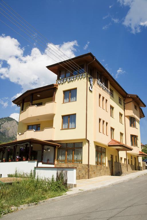 Guesthouse Nefertiti Smolyan Exterior photo